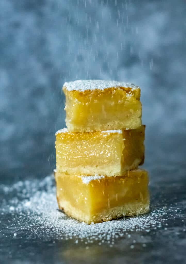 Dusted lemon squares