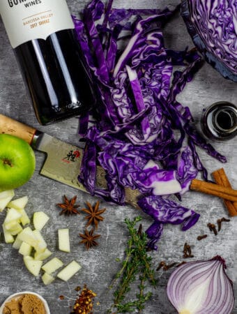 spiced red cabbage ingredients
