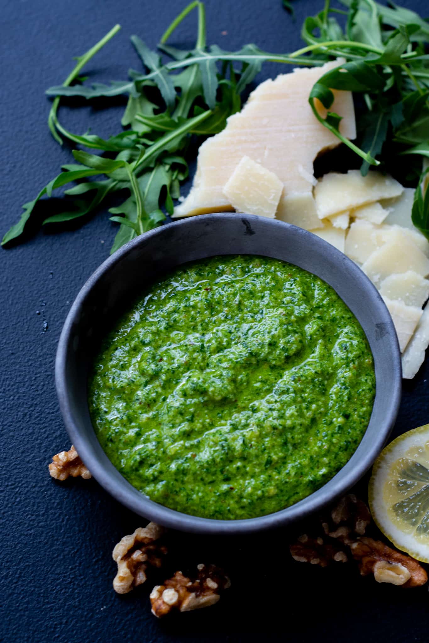 Rocket & walnut pesto plus it's ingredients